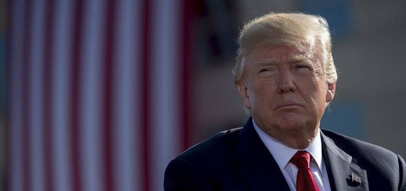 Трамп обещает преследовать террористов по всему Земному шару
