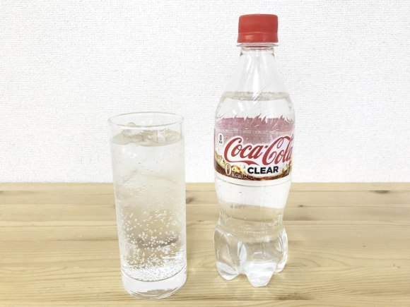Прозрачная Coca-Cola доступна на рынках Японии